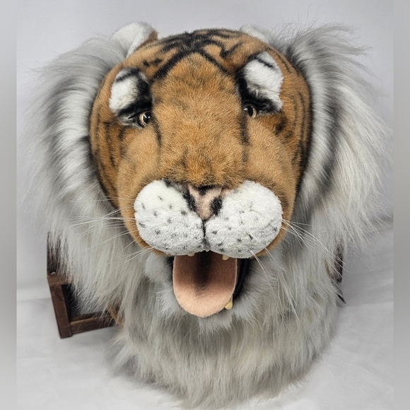 The Aristocrat Collection Other - Rare Vintage 1989 Aristocrat Collection Tiger Trophy Wall Mount Stuffed Head 14"